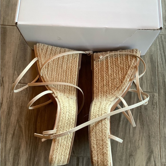 Na-kd Sandals - Size 39- NWT - Picture 2 of 5